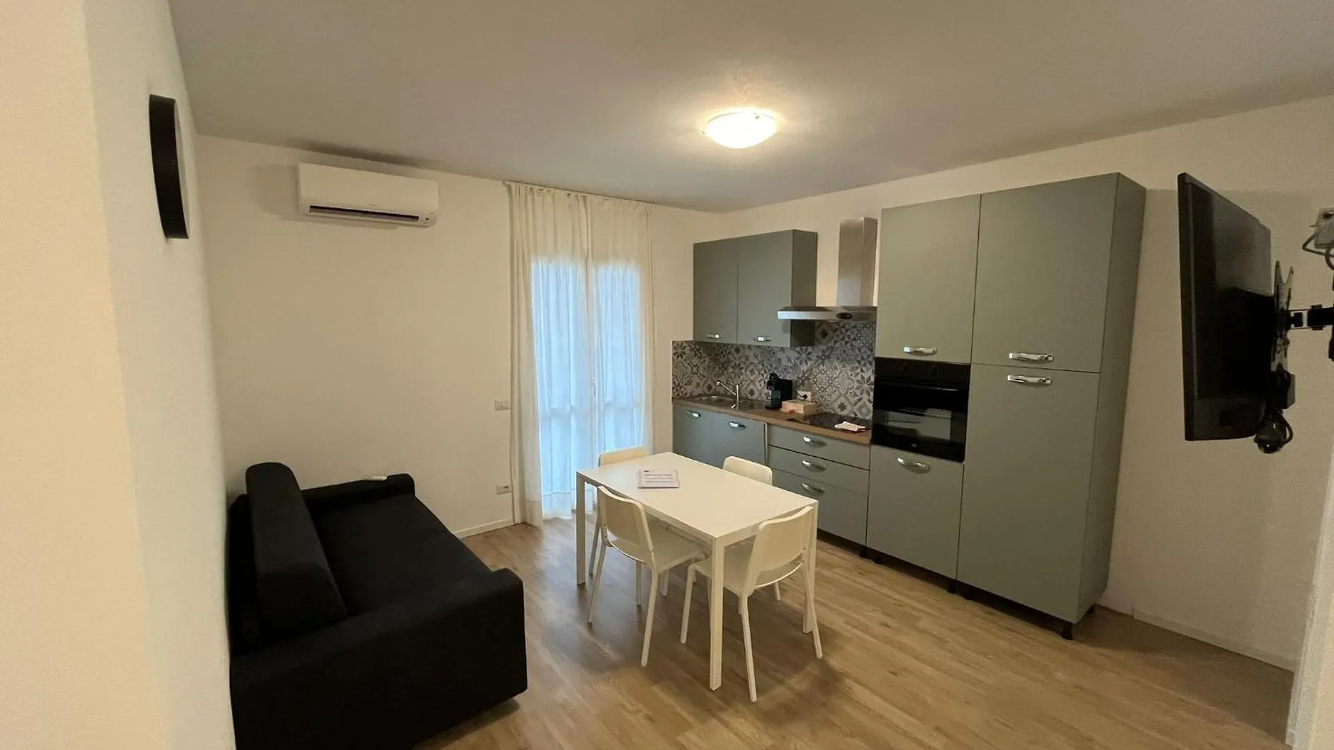 Luciano Home Гоннеза
